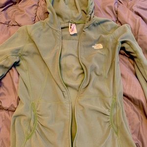 Women’s north face light weight zip up medium